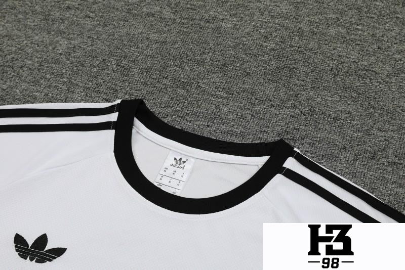 81c24de4c9aed1cc.jpg